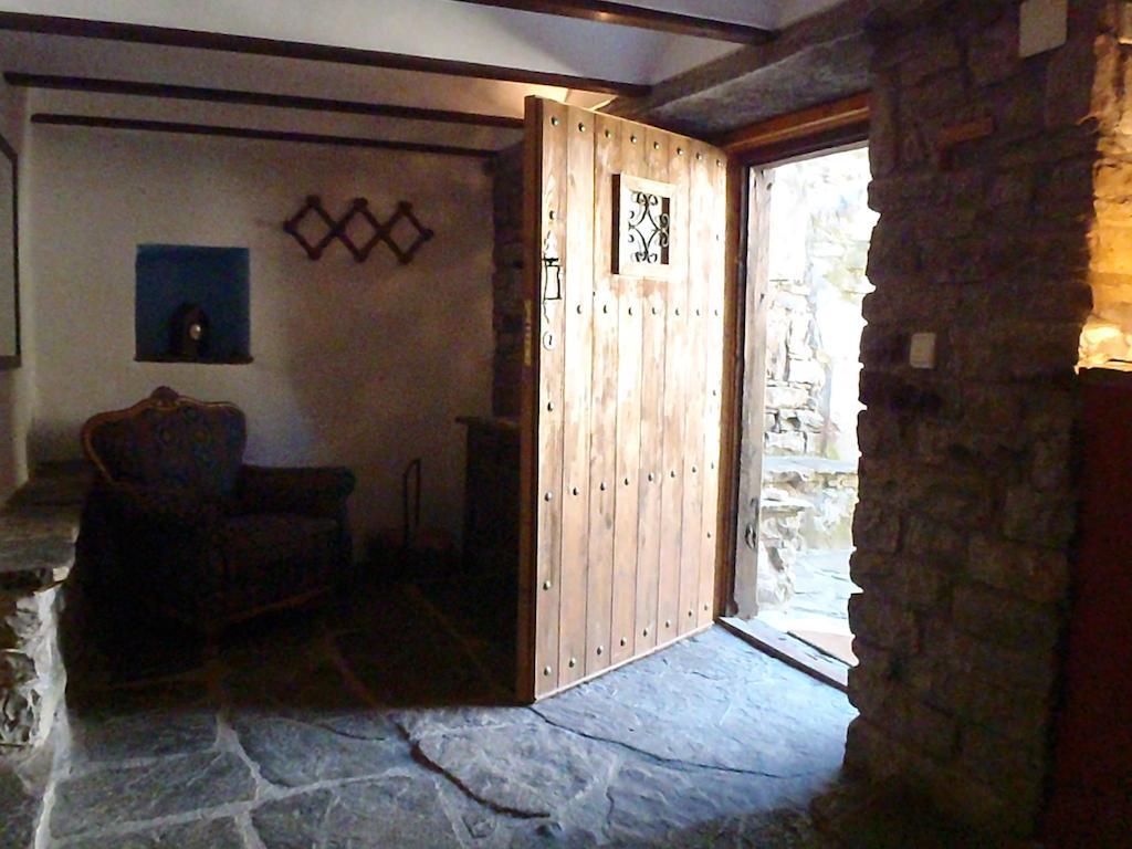 Casa Bestregui Guaso Bagian luar foto